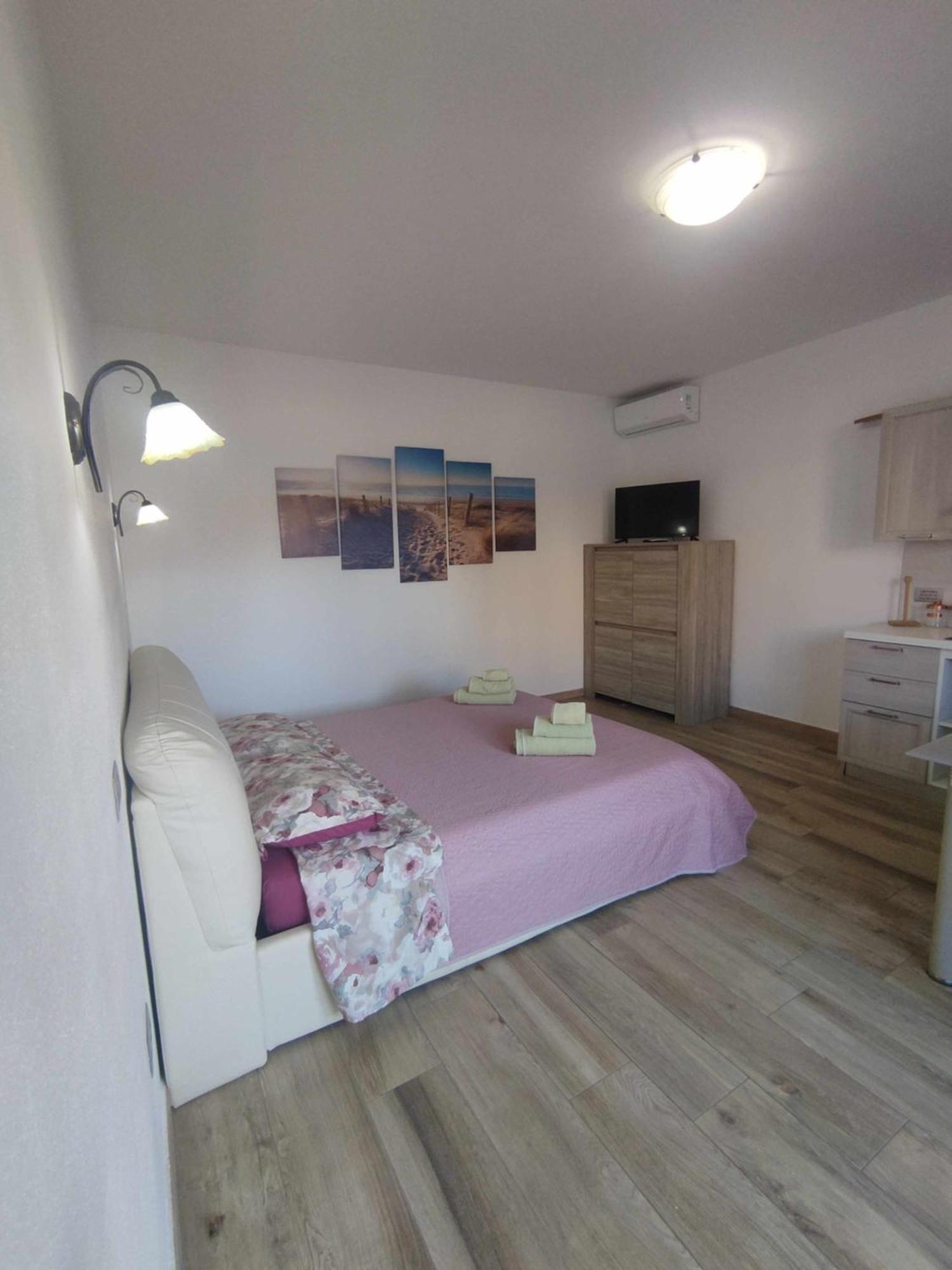 Villa Bianca Bb E Apartments Àrbatax Zewnętrze zdjęcie